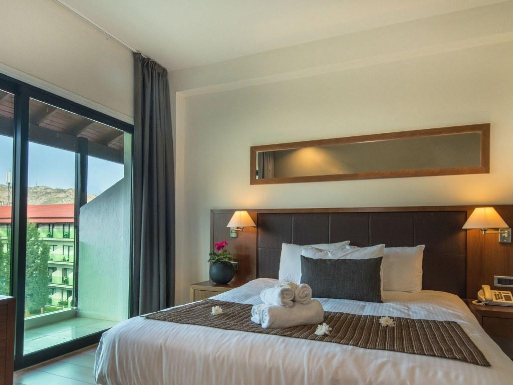 Rodon And Hotel Agros