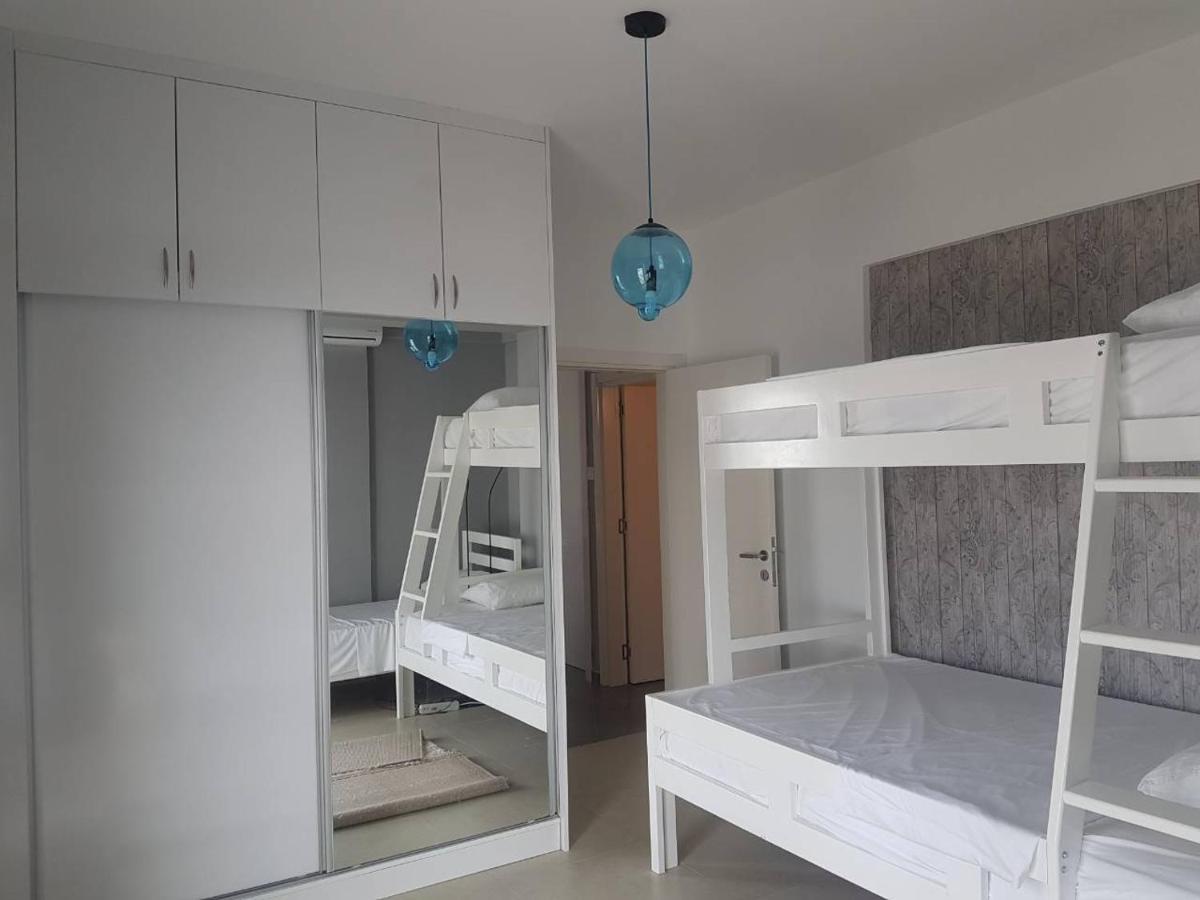 Caesar And Appartement *