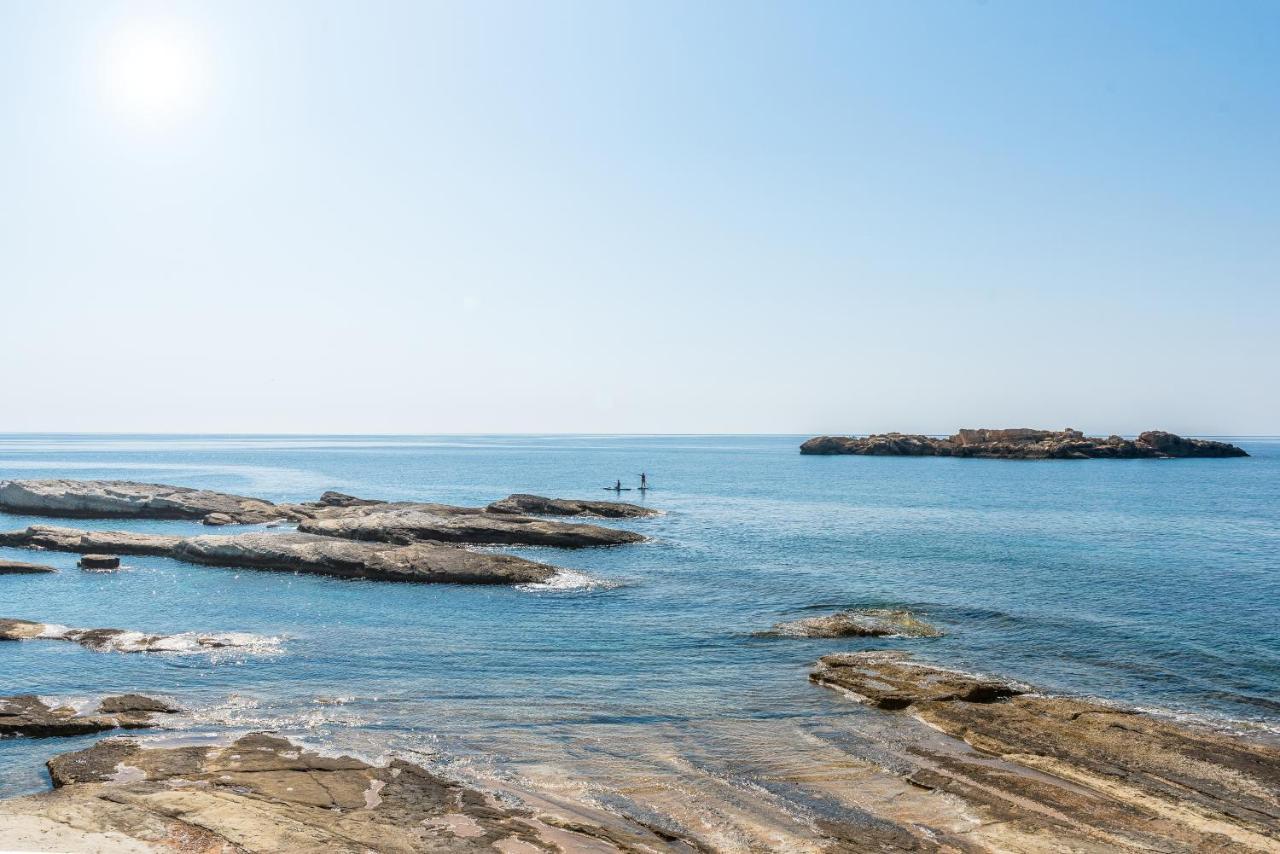 Cap St Georges & 5*