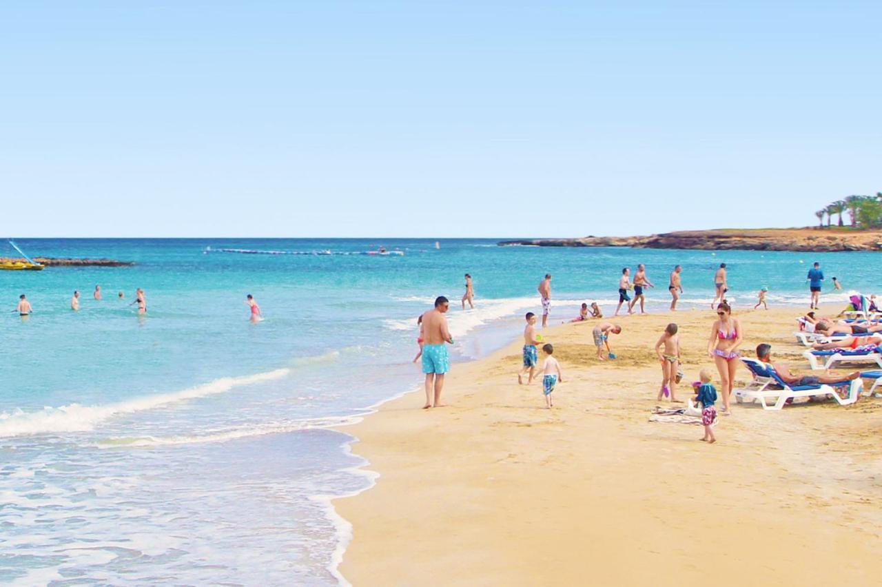 Diana - Coralli Beachfront Holiday home *