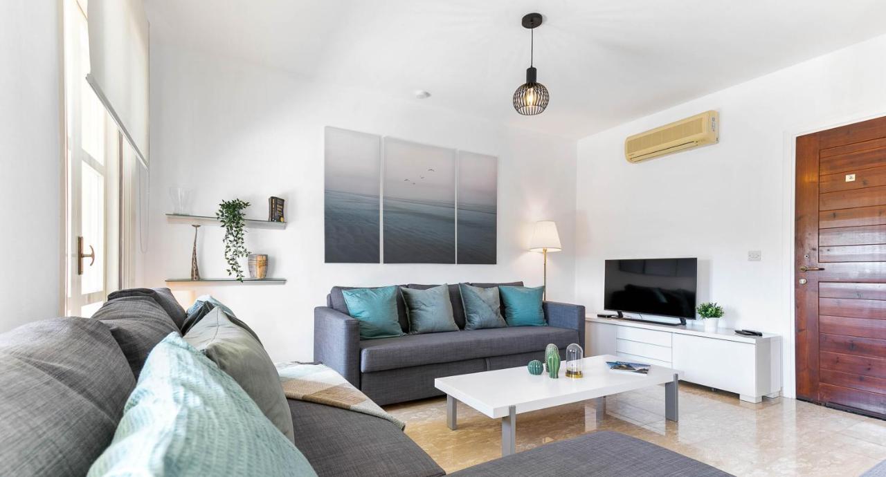 Modern U2 - Zias With Lovely Views In Heart Of Aphrodite Hills Kouklia