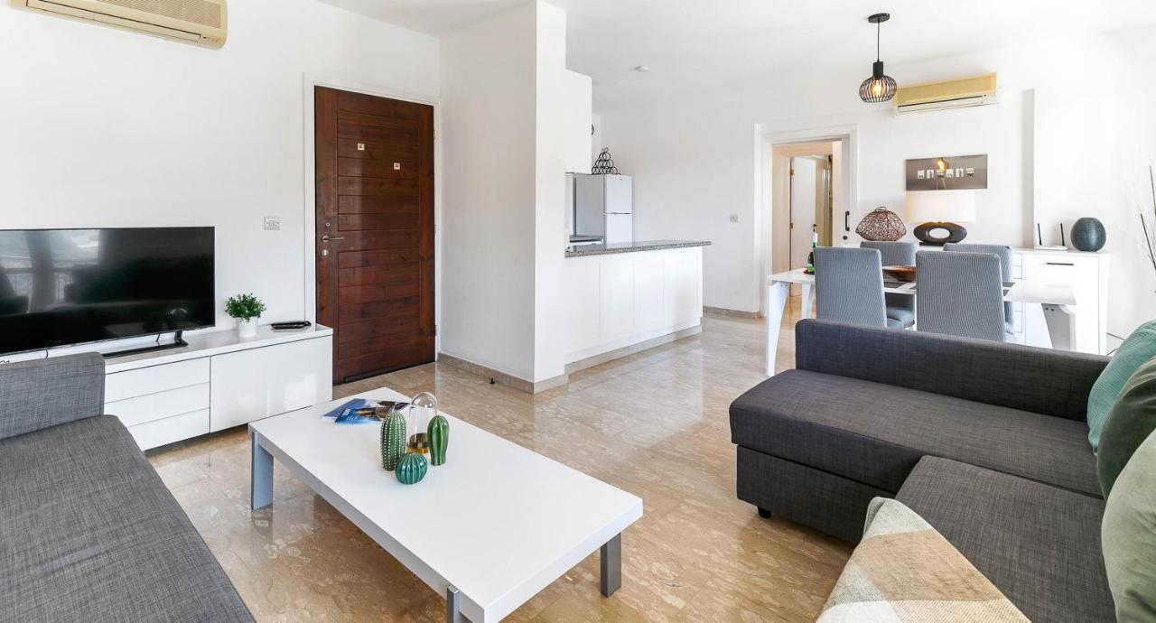 Modern U2 - Zias With Lovely Views In Heart Of Aphrodite Hills *
