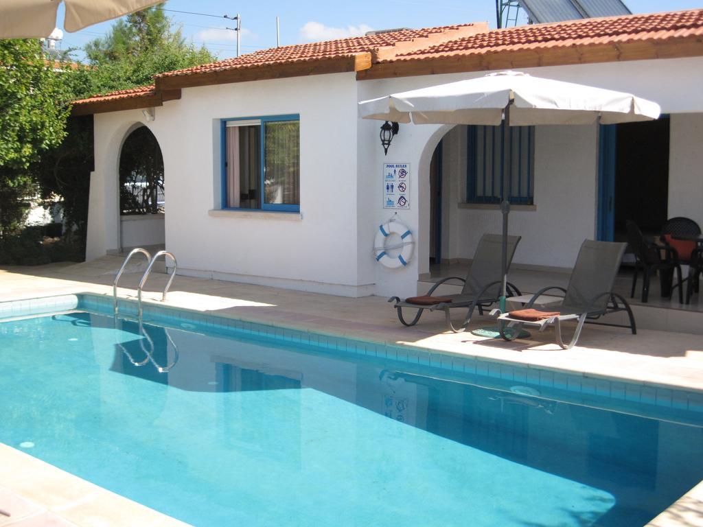 Yvonne Villa Paphos