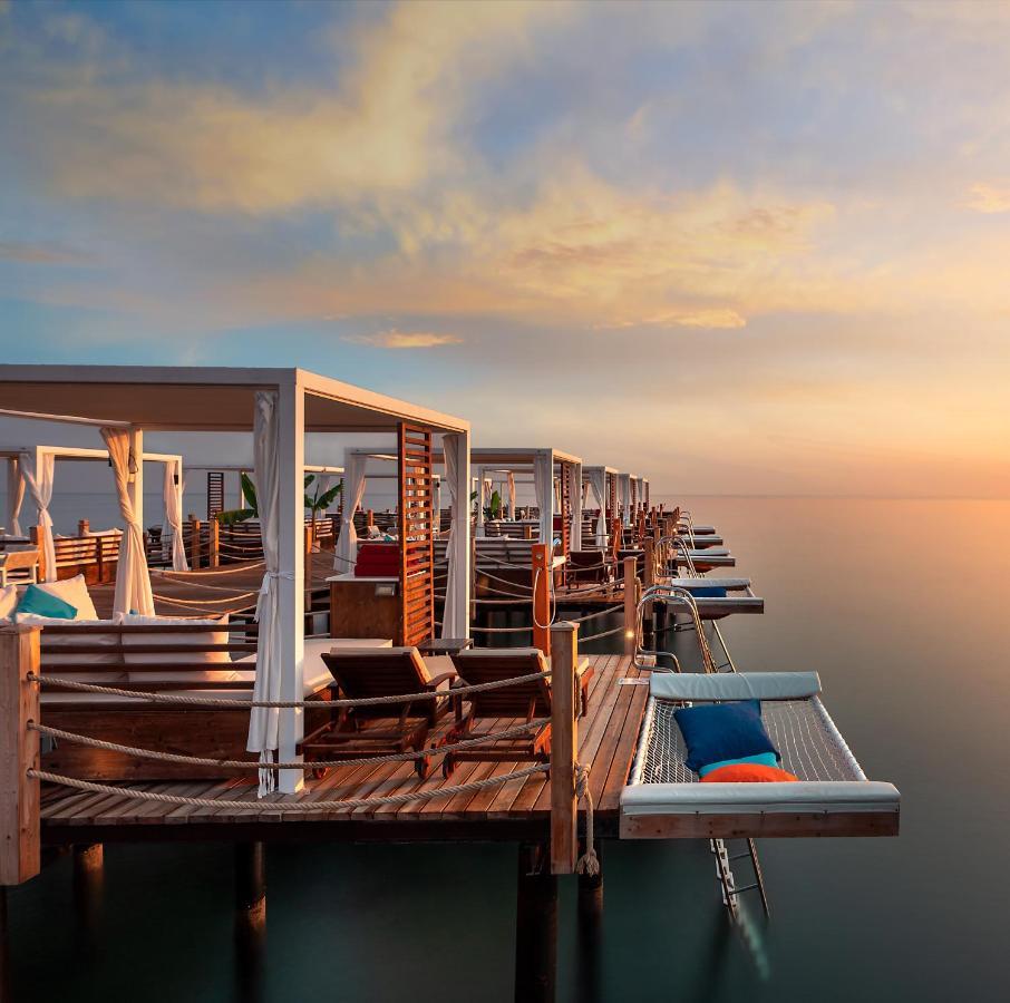 Elexus Hotel Resort & Spa & Casino Hotel