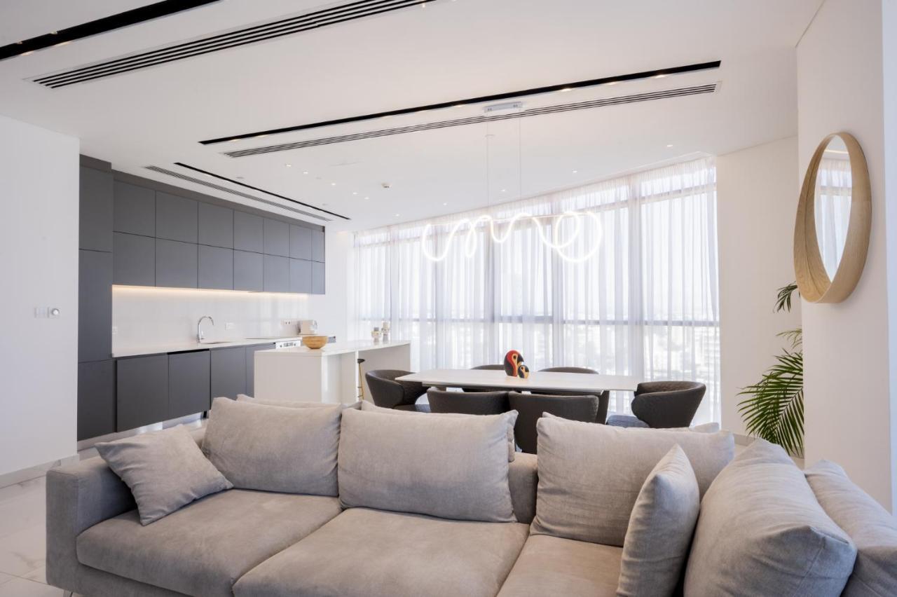 360 - Luxury Panoramic View Apartment
