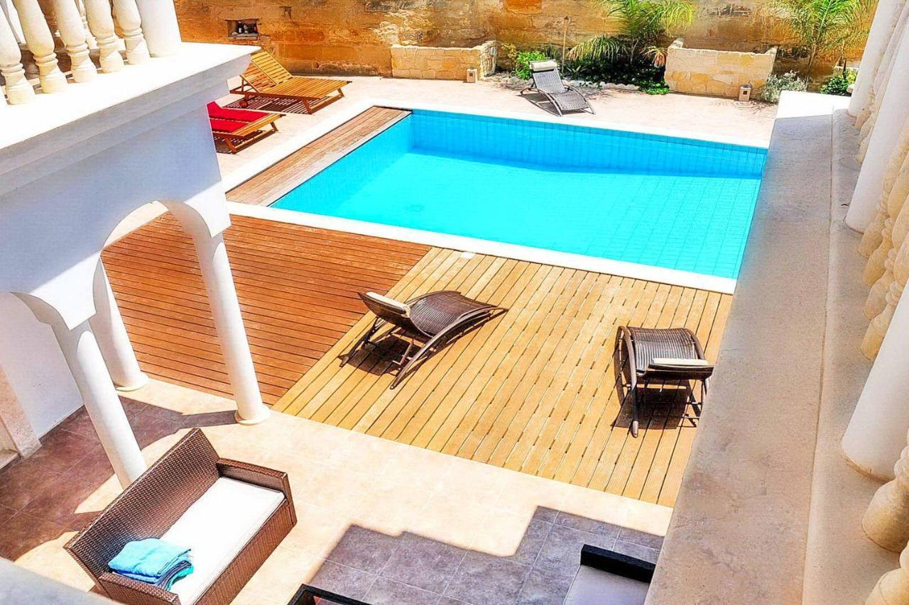 Villa Mansion View
