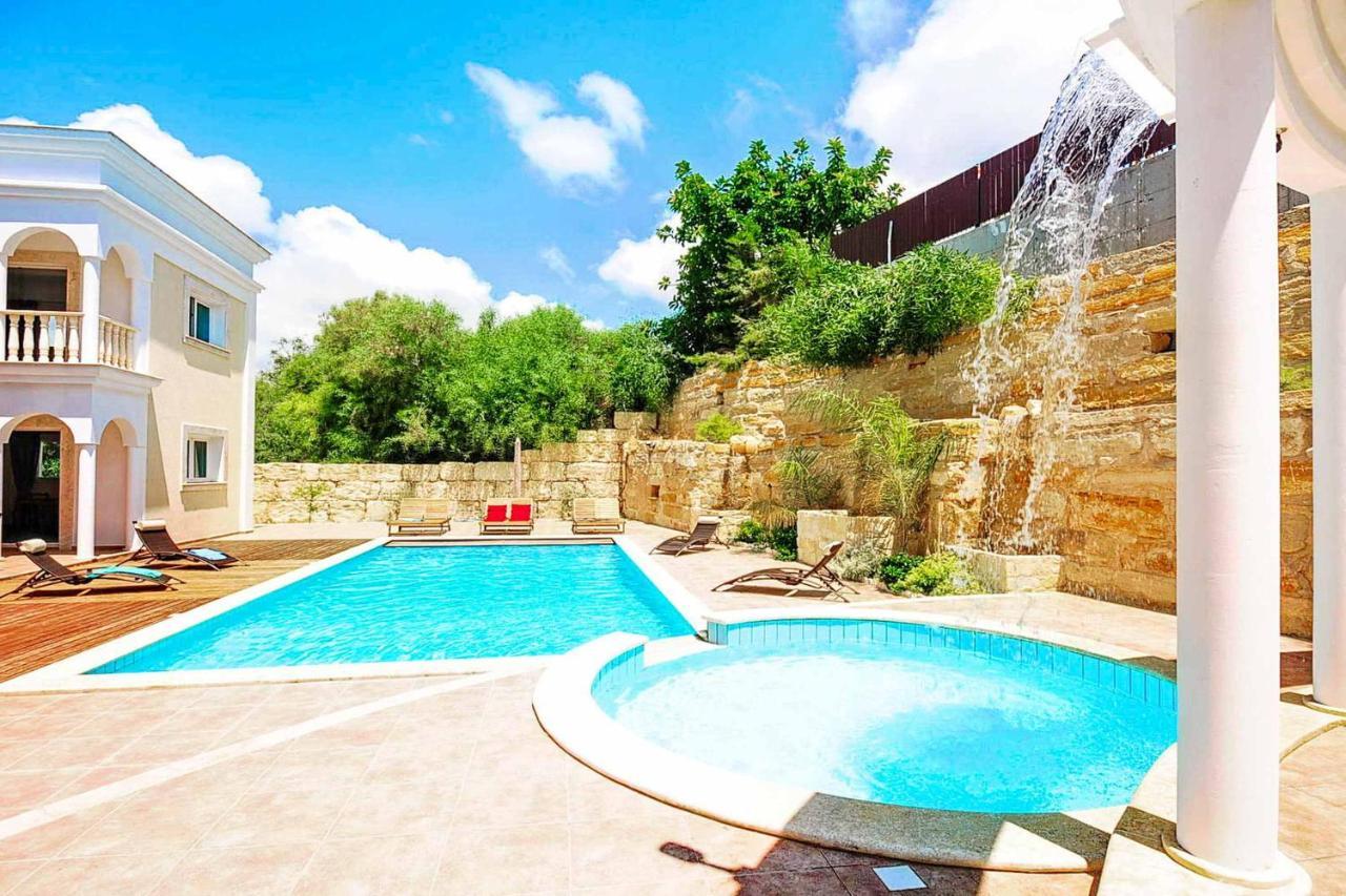 Mansion View Villa