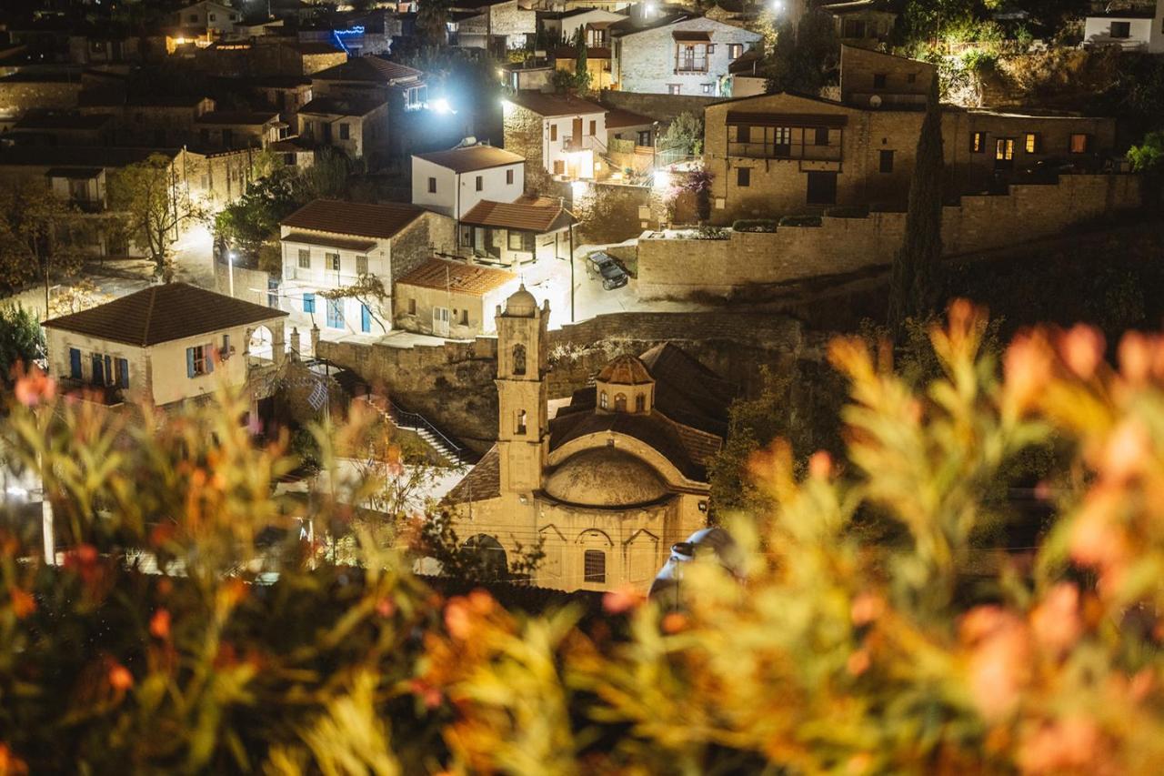 Cyprus Villages & Restaurant - Location - - With Access To Pool And Stunning Views Tochni