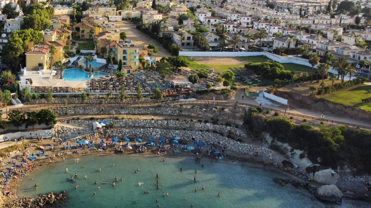 Malama Village Resort 4*
