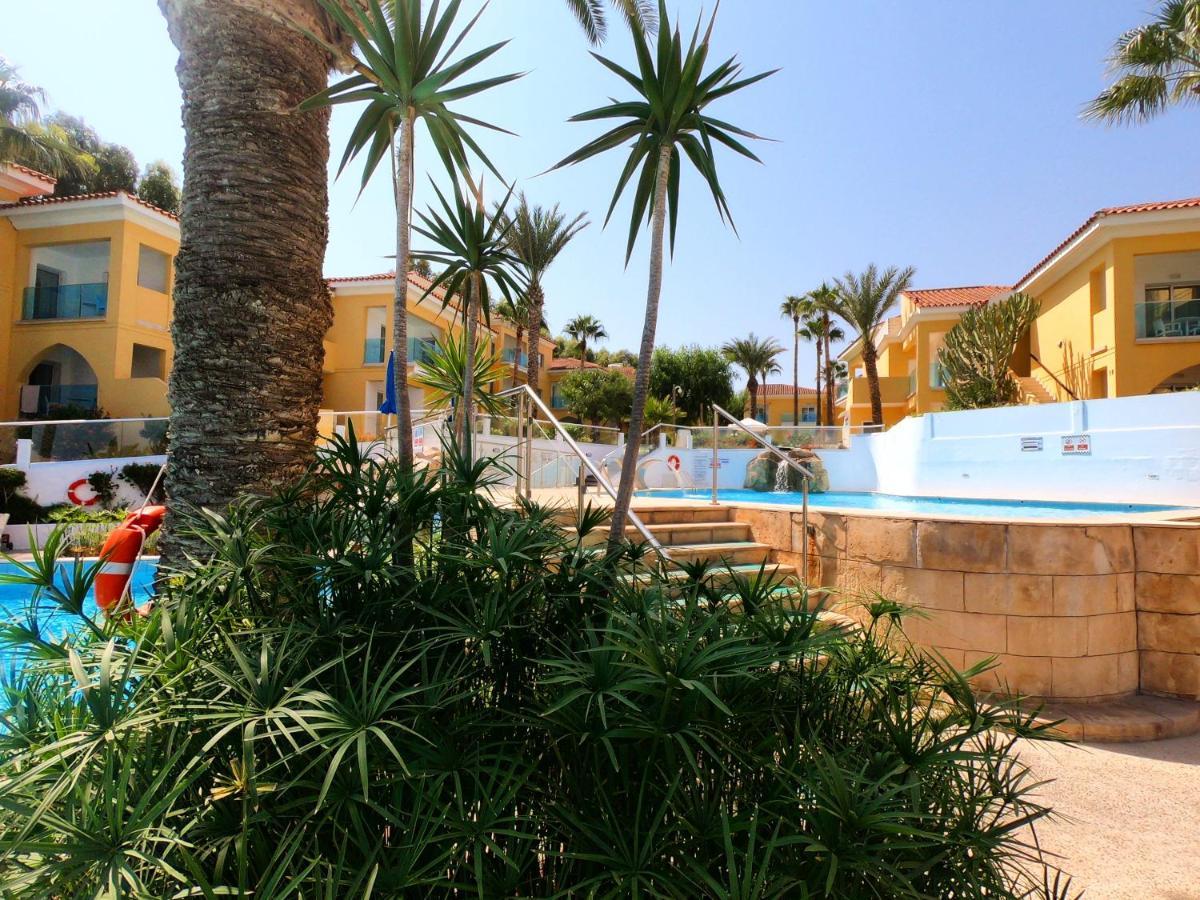 Resort Malama Village 4*