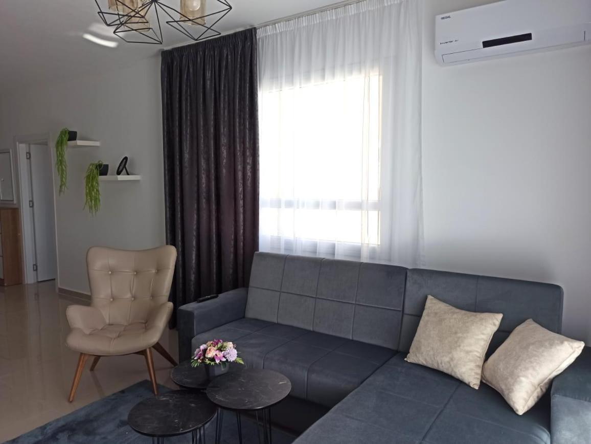 Caesar Flavius: Smart In Northern Cyprus Apartment Trikomo