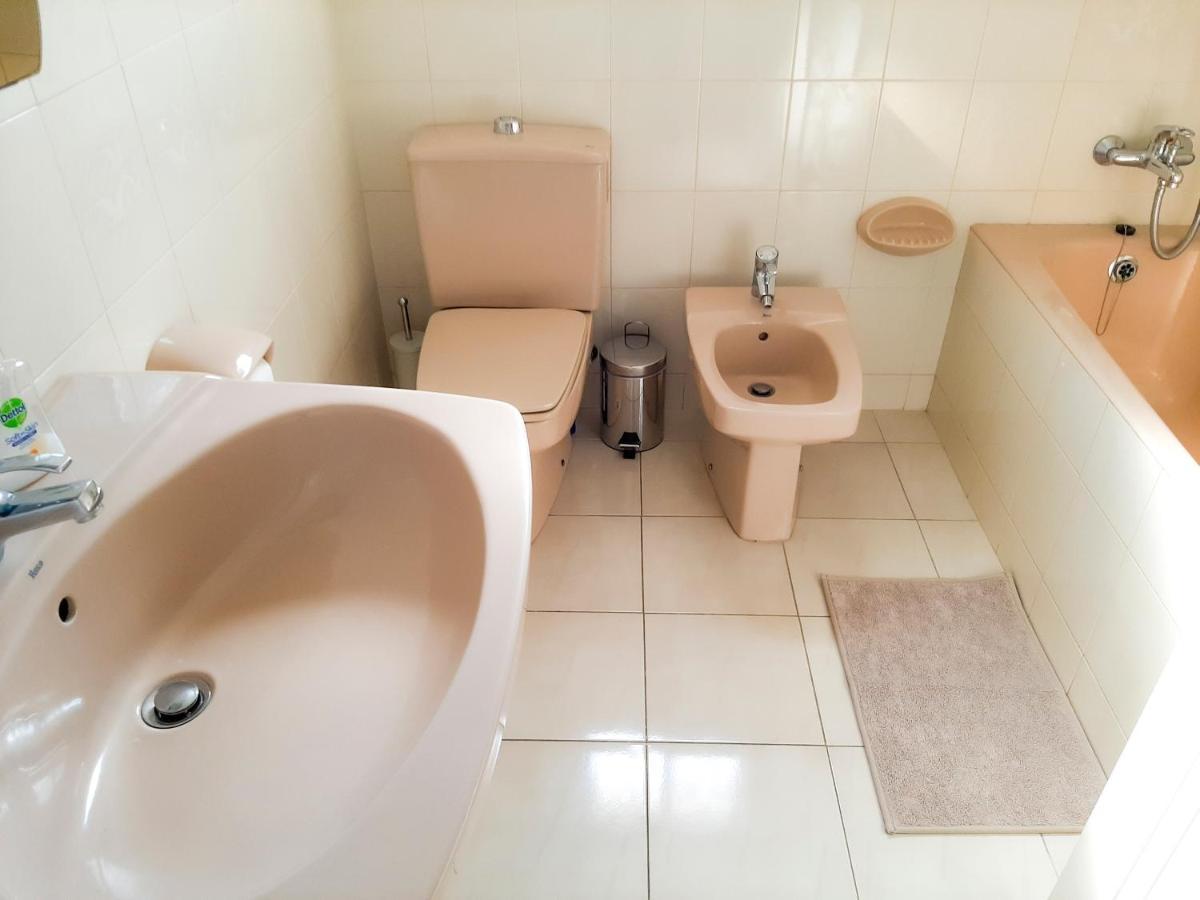 Apartment Samson Sea Breeze, 3bed Sleeps 6, Free Wifi Limassol