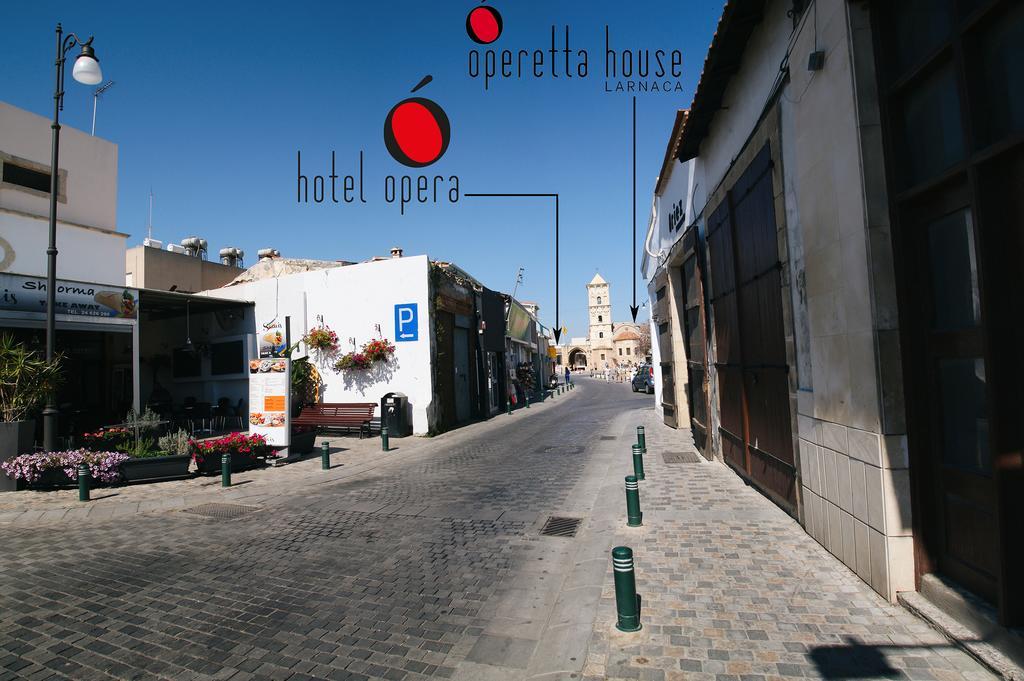 Hotel Opera *