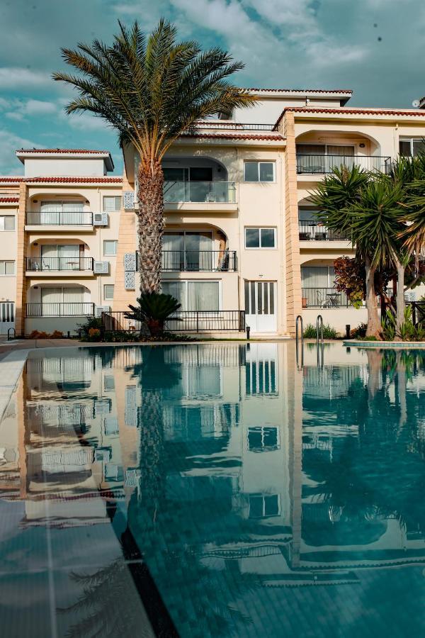 Fantastic 4 Cyprus First Line Beachfront *