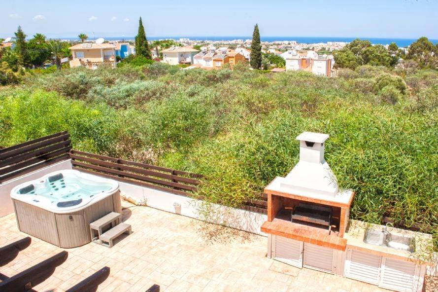 Ourania Villa