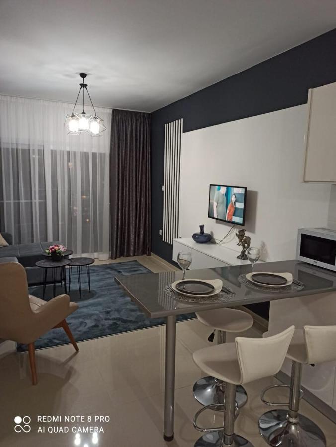 Caesar Flavius: Smart In Northern Cyprus Apartment Trikomo