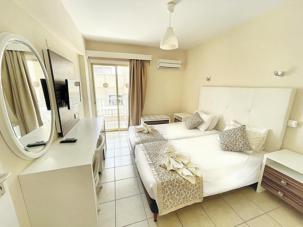 Aparthotel Antonis G. 2*