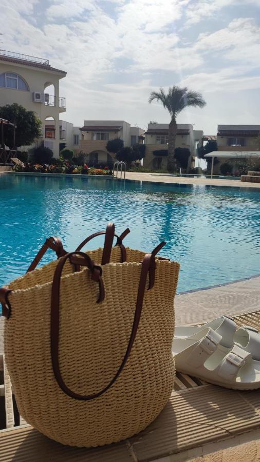 Fantastic 4 Cyprus First Line Beachfront Boghaz