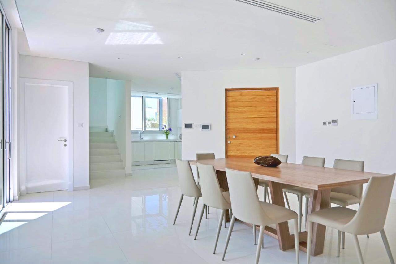 Villa Sunrise Seaview - Camelia
