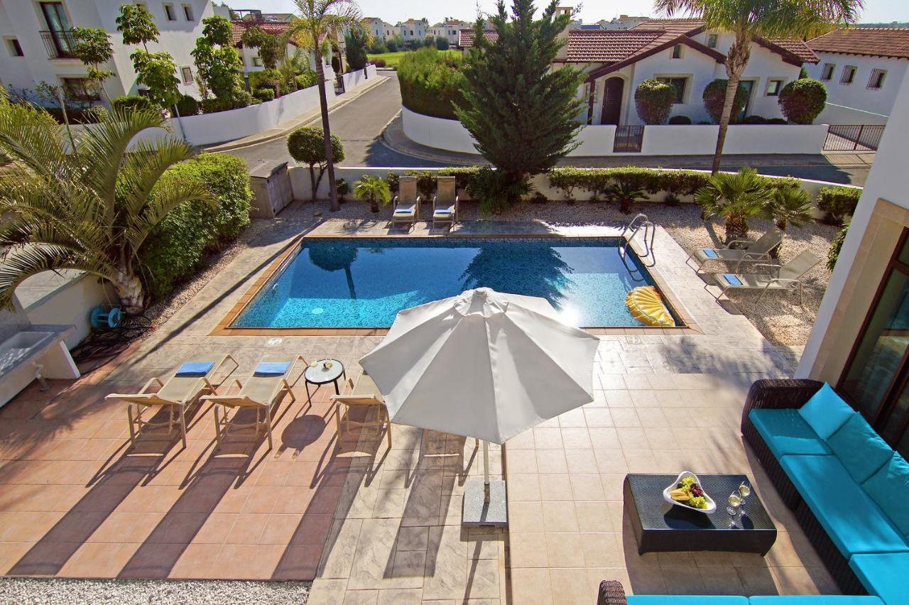 Villa Ingrid Villa *