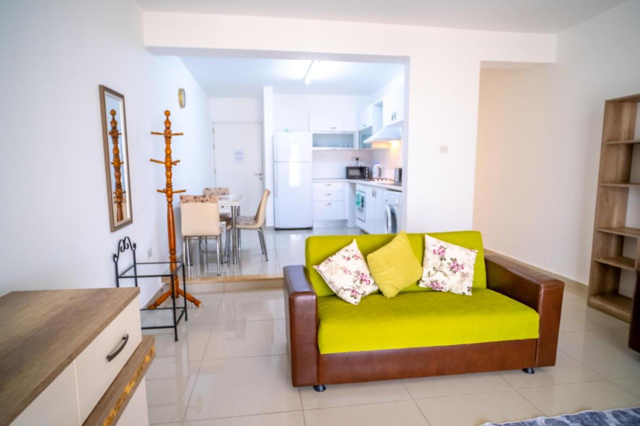 Apartment Spacious Three-bedroom With Sea View A3