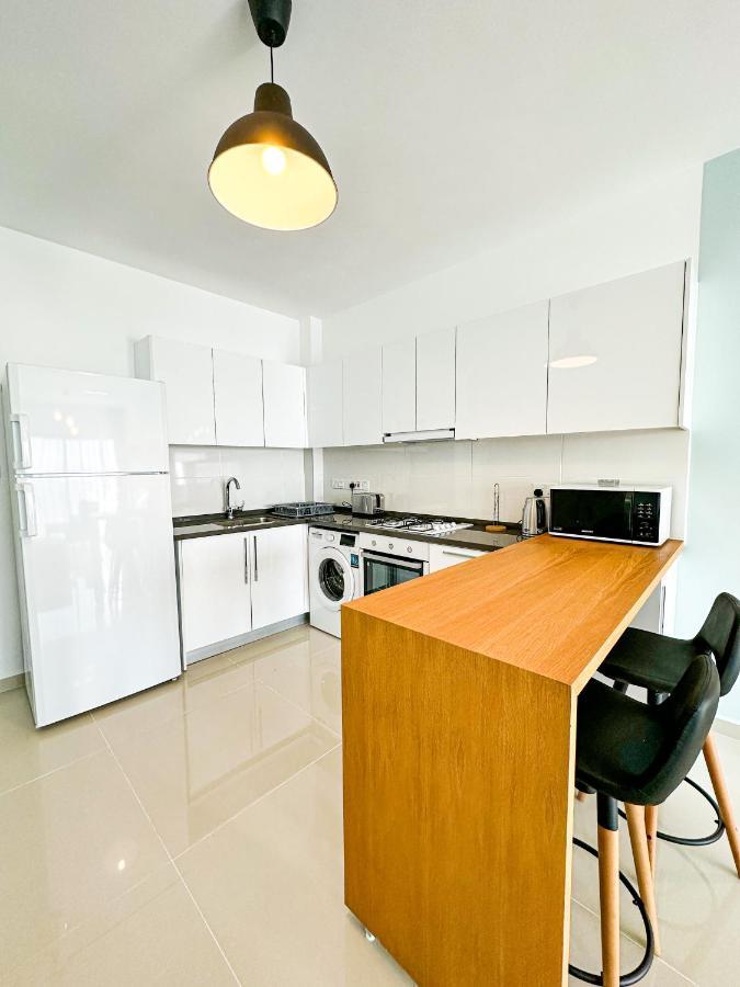 Luxury Sea View Two Bedroom In Caesar & Spa, Long Beach Apartment *