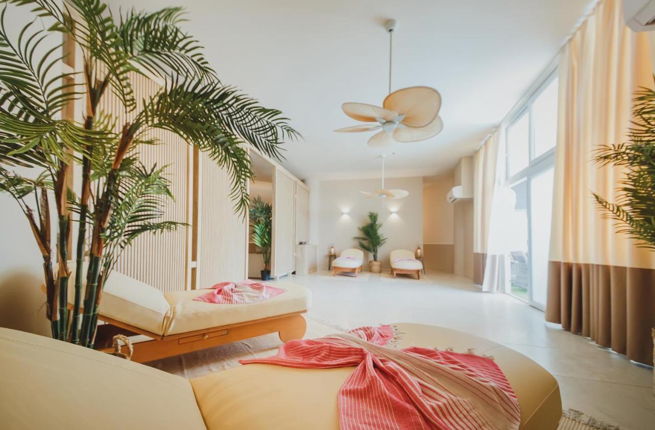 Luxury Sea View Two Bedroom In Caesar & Spa, Long Beach Apartment
