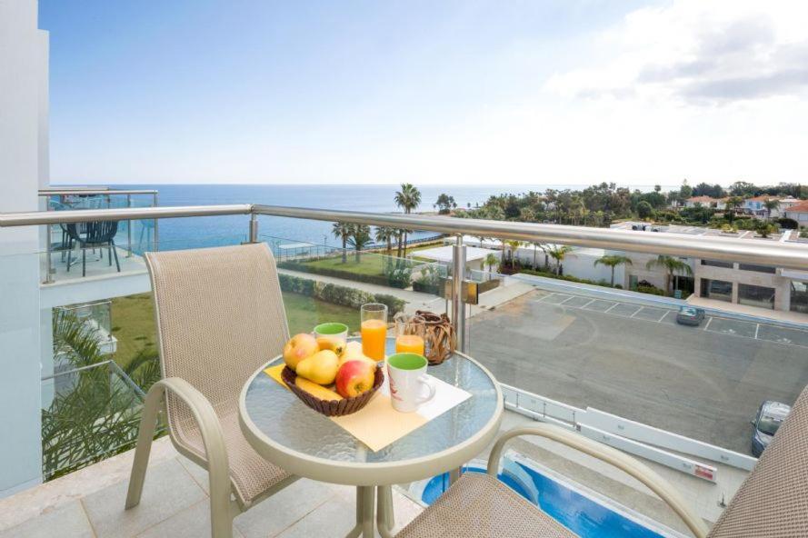 Laila - Coralli Beachfront *