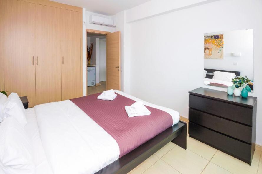 Laila - Coralli Beachfront *