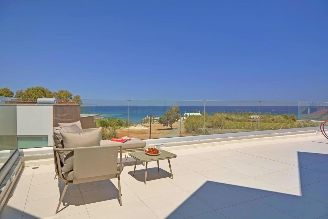 Villa Sunrise Seaview - Camelia