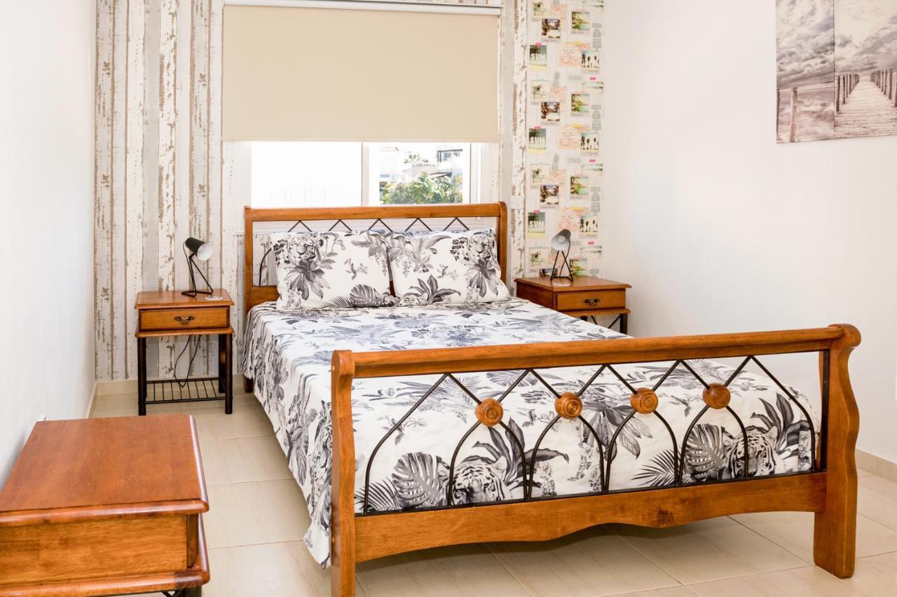 Apartment Sofia 700m Away From The Paralimni