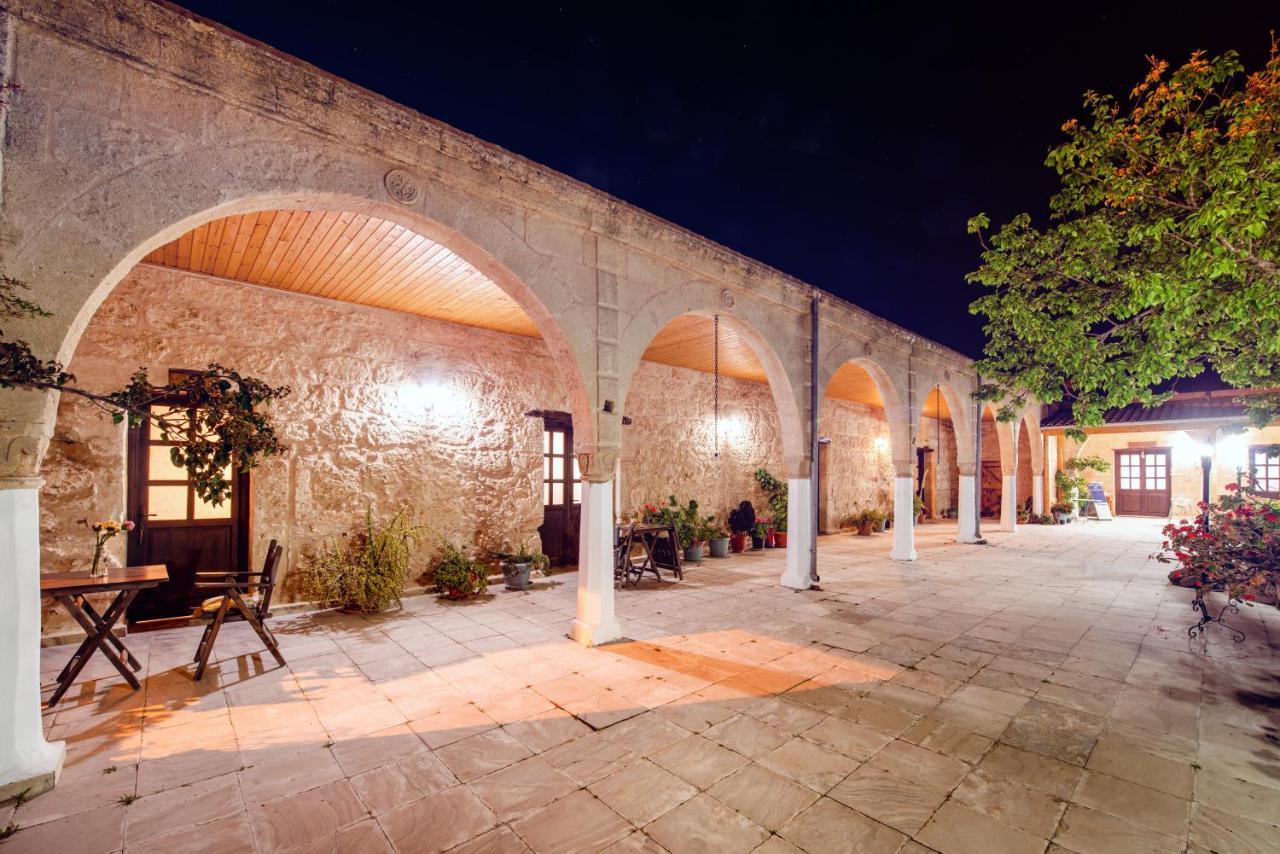 Revakli Ev Guest house Rizokarpaso