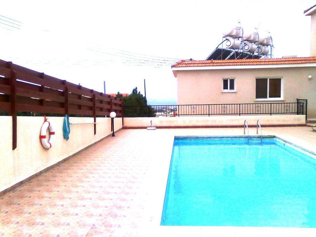 Aurora Apartamento Paphos