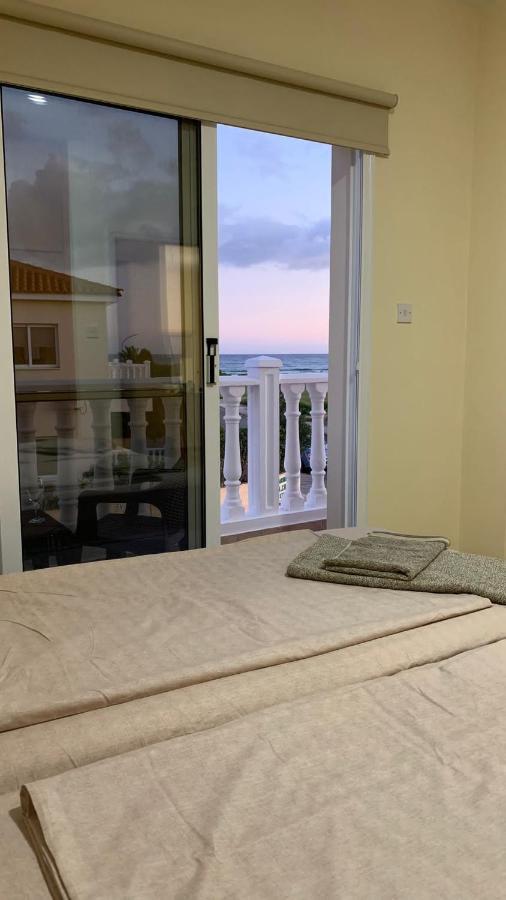 Moonlight Sea View Villa *
