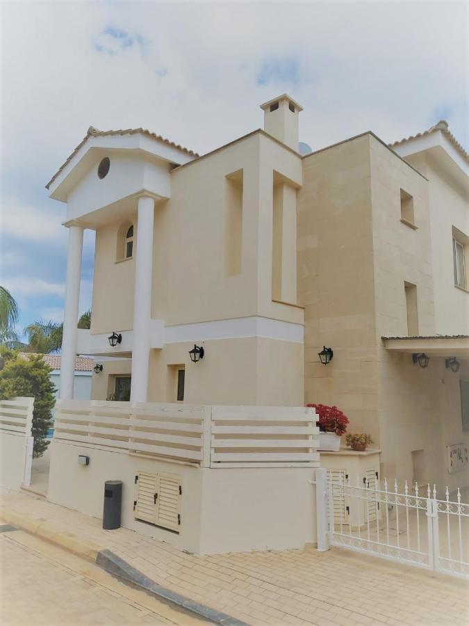 Anthorina 9 * Protaras
