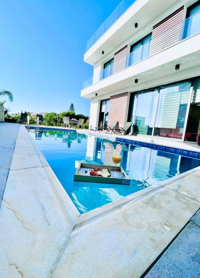 By The 12 Villa *