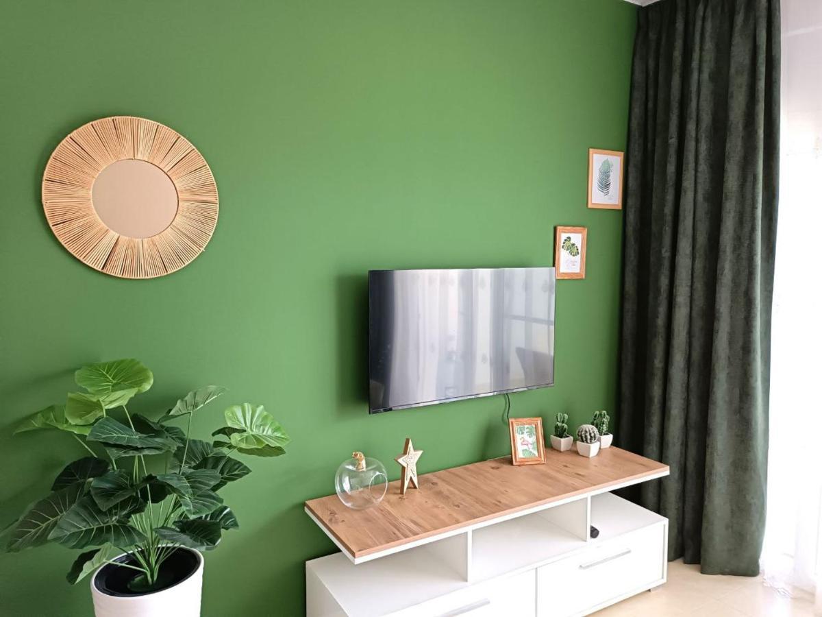 Caesar Cassius: Beachfront Smart In Northern Cyprus Apartment Trikomo