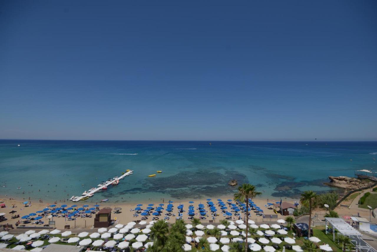 Silver Sands 3*