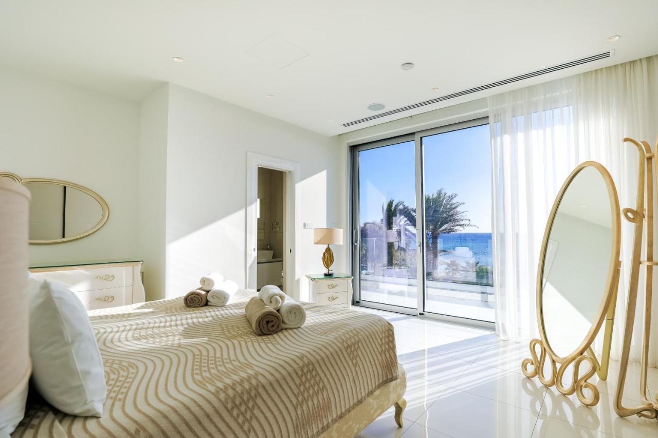 Villa Palace Of Mediterranean Beachfront *