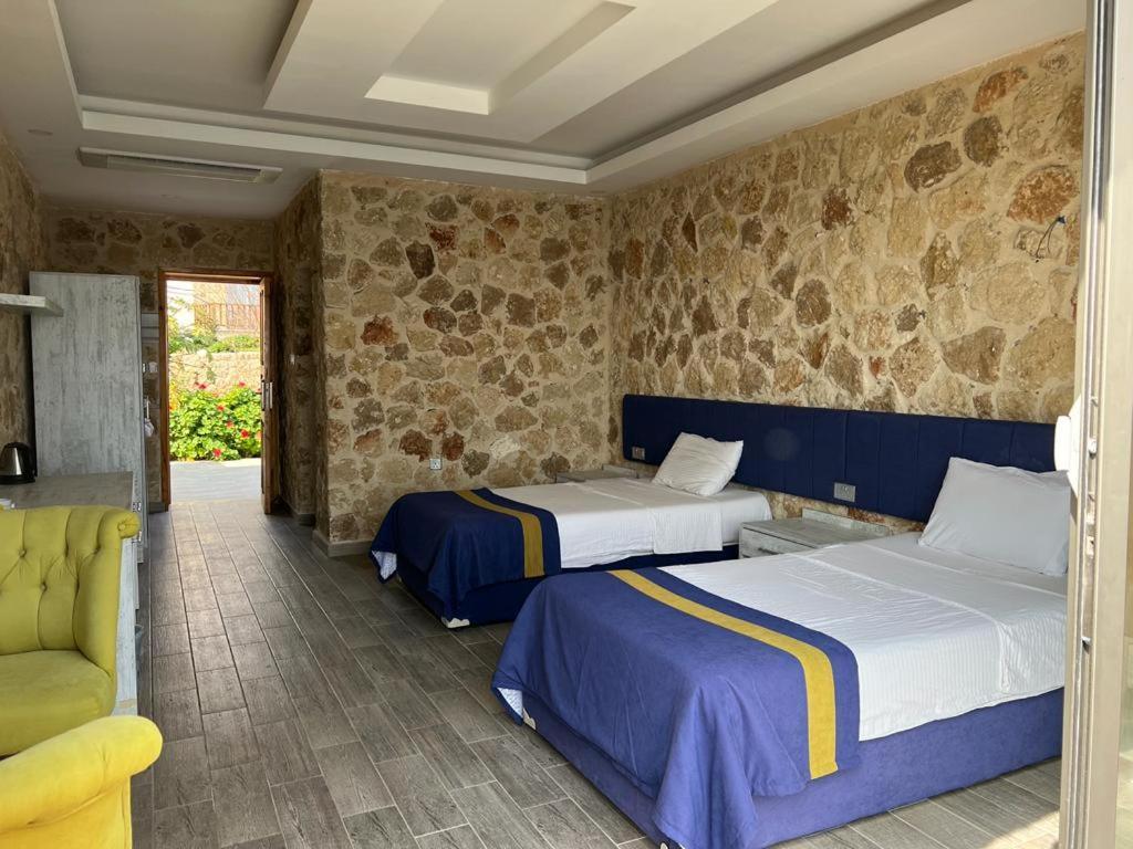 Burhan's Hotel Rizokarpaso
