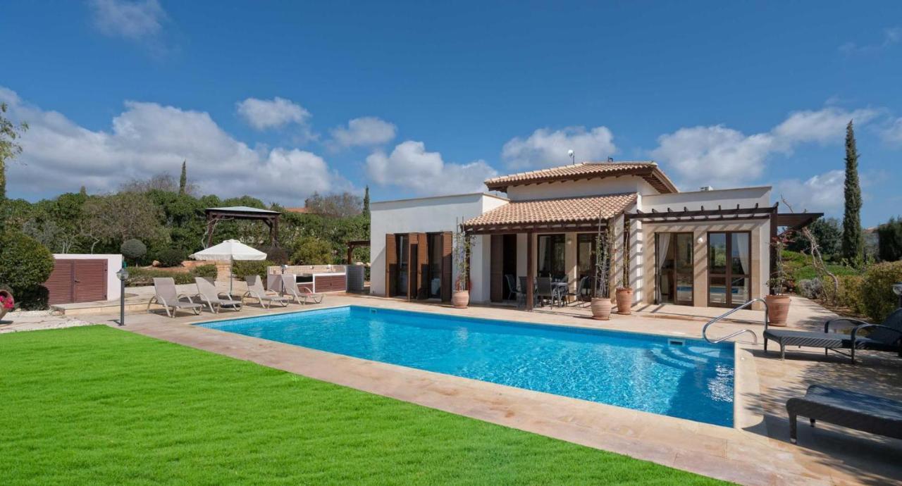Beautiful Villa Dionysus With Private Pool In Peaceful Location - Aphrodite Hills Kouklia