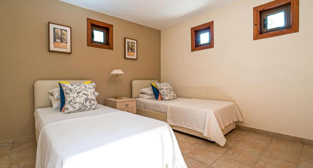 Beautiful Villa Dionysus With Private Pool In Peaceful Location - Aphrodite Hills Villa Kouklia