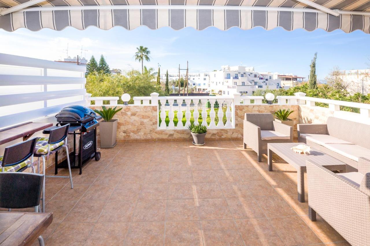 Apartment Sofia 700m Away From The Paralimni