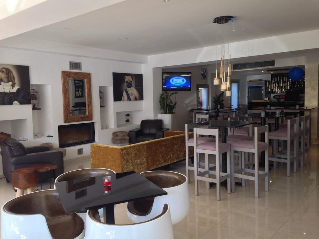 Hotel Crystal