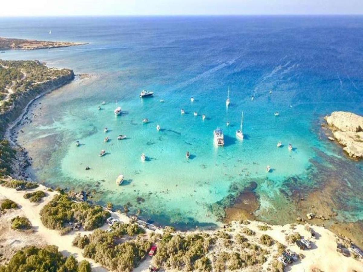 Aqua Sunrise 1km From With Sea Views