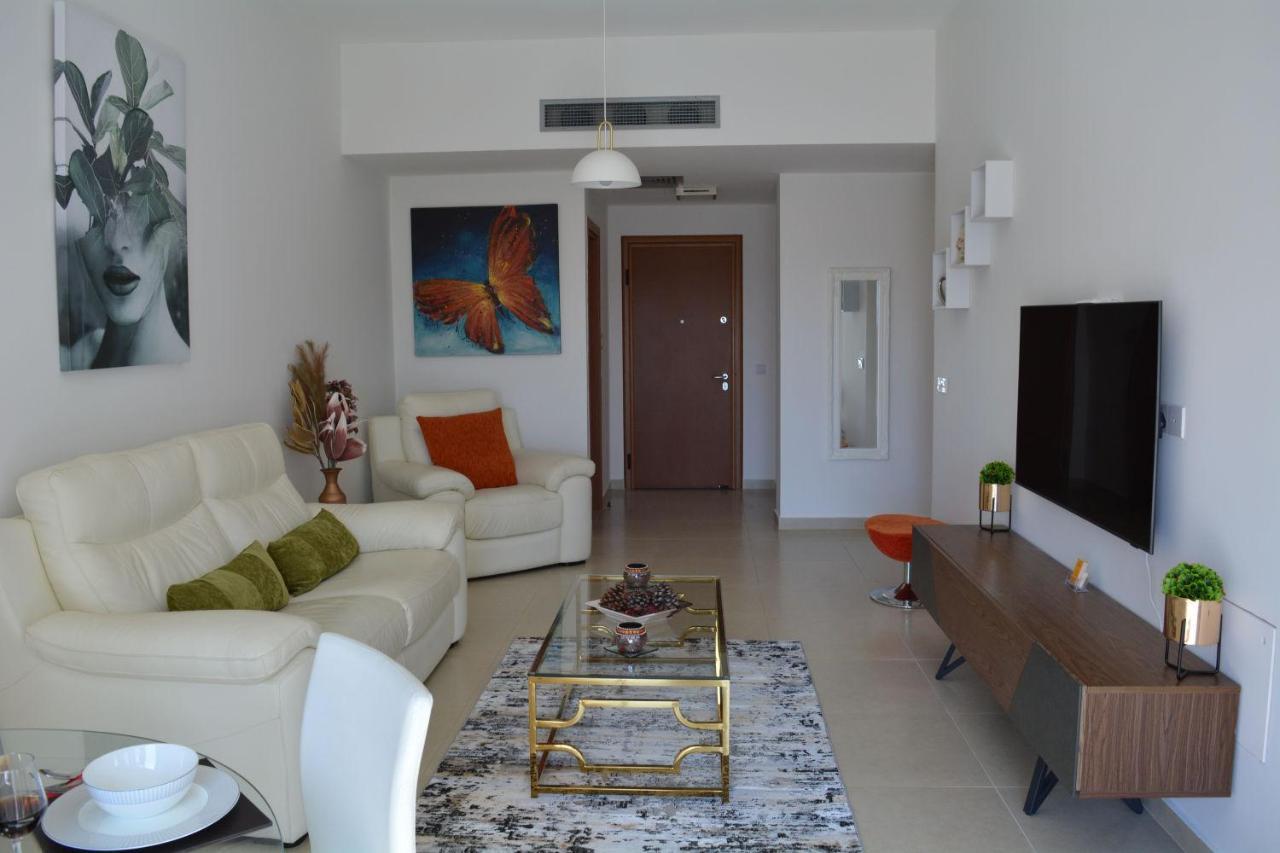Eleona's Royal Gardens By Yiota - Luxury 2 Bed In Exclusive Complex