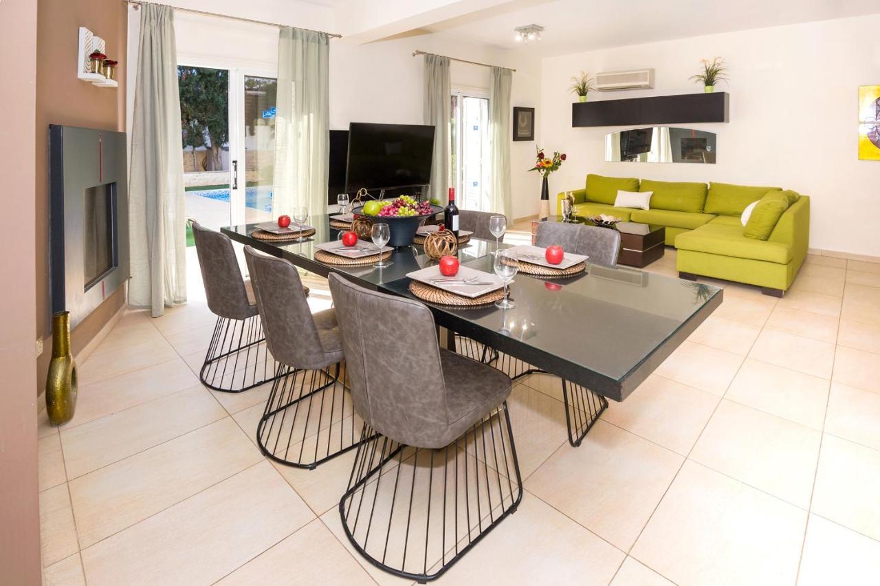 Villa Emily