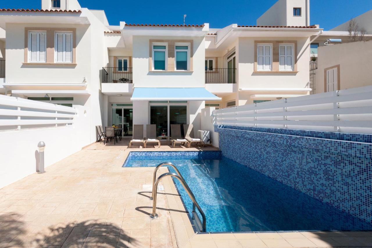 Elsa Villa