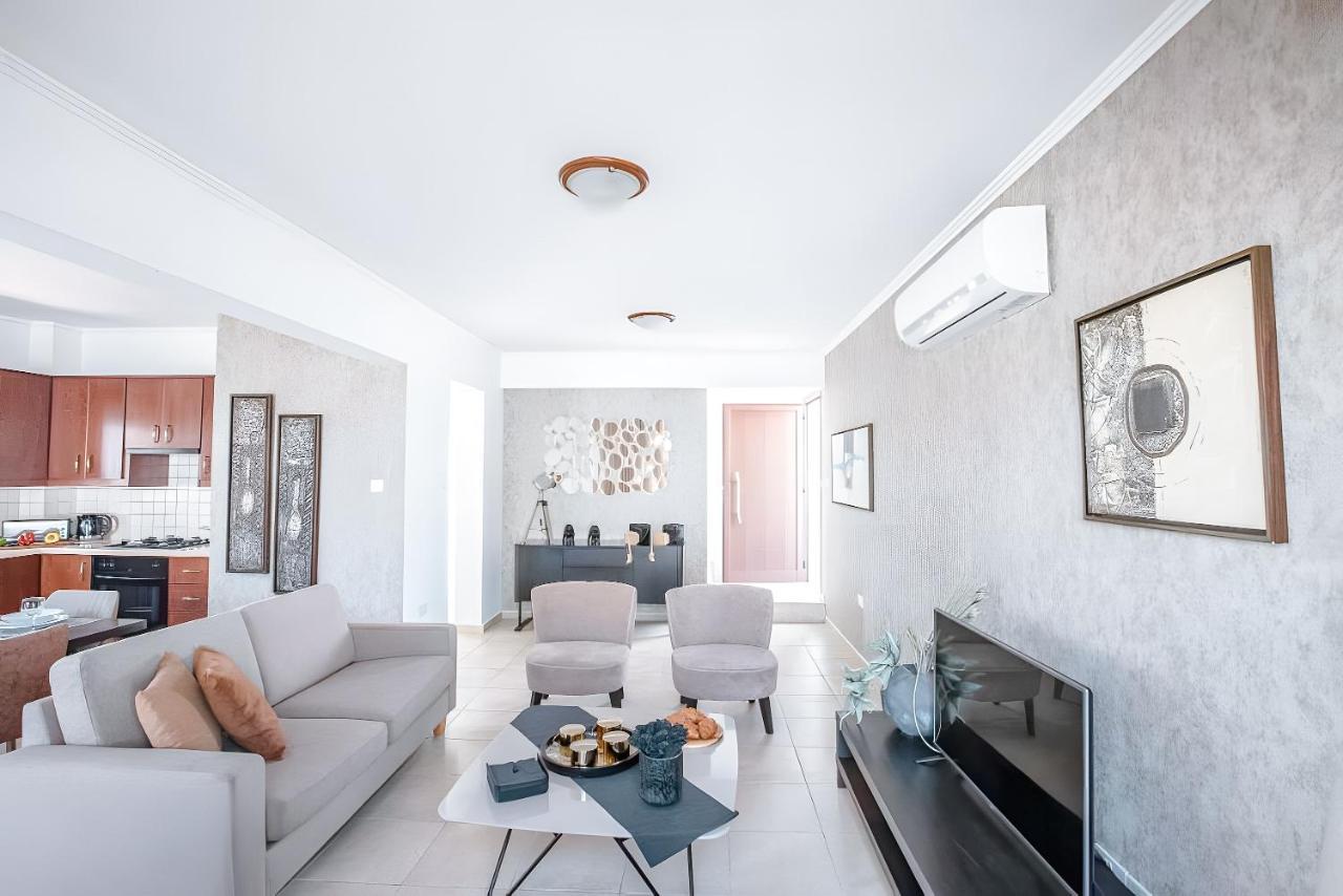 Blue Crystal Seaview Villa Protaras