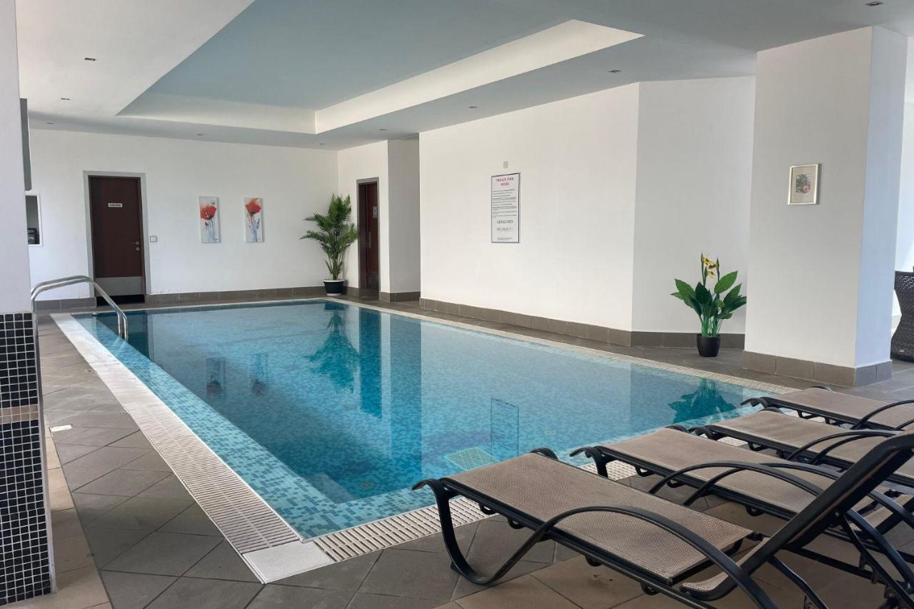 Eleona's Royal Gardens By Yiota - Luxury 2 Bed In Exclusive Complex Peyia